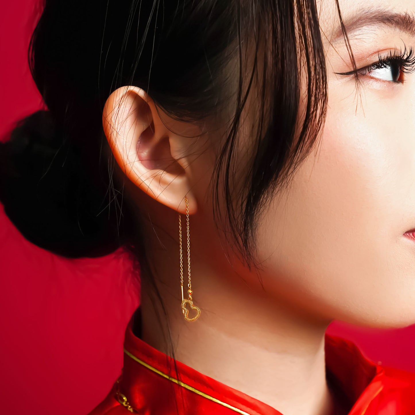 999 Gold Crush Hulu Threader Earring