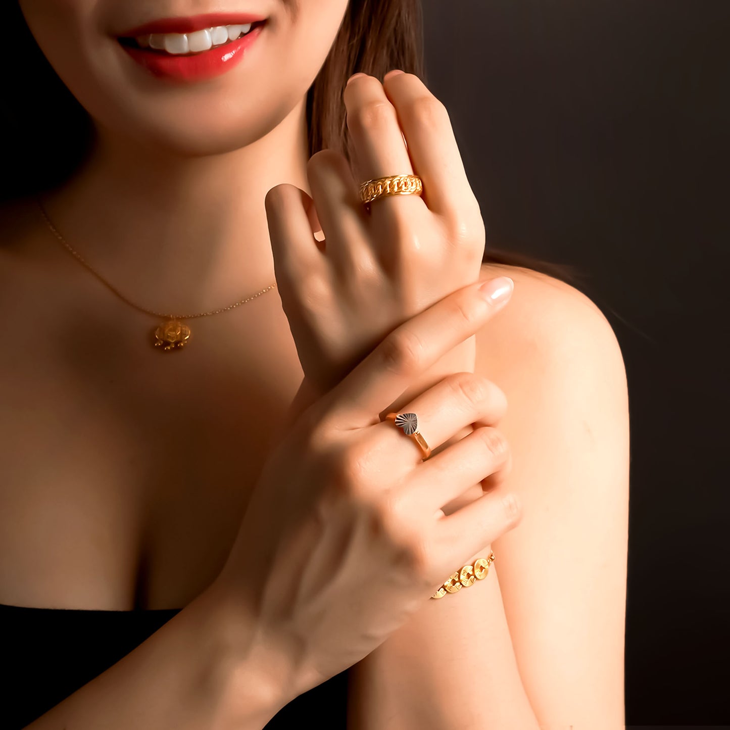 916 Gold 2 tone Heart Ring