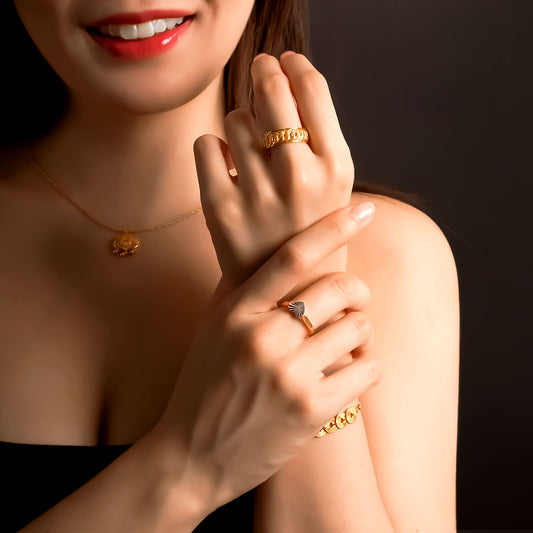 916 Gold 2 tone Heart Ring