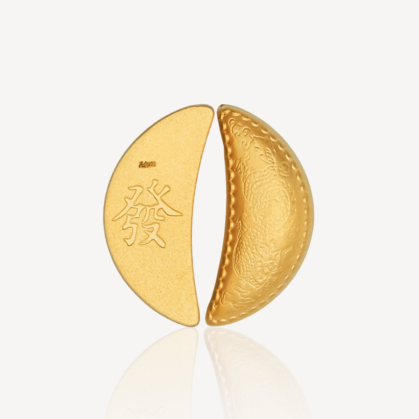 999 Gold Sheng Bei Ornament