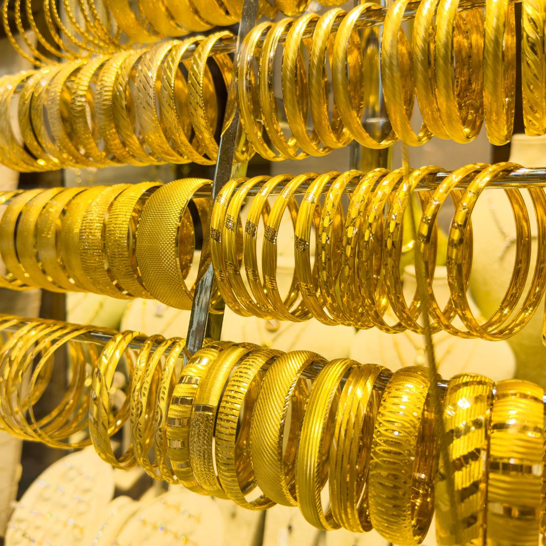 Why People Buy Gold When Prices are High: The 2026 Singapore Trend ...