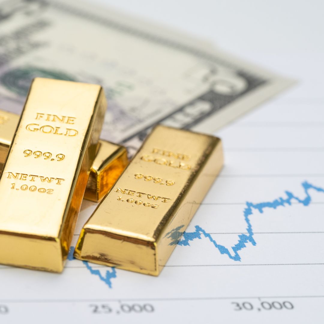 Why "I’ll Wait for the Price to Drop" Is the Most Expensive Mistake Gold Buyers in Singapore Keep Making