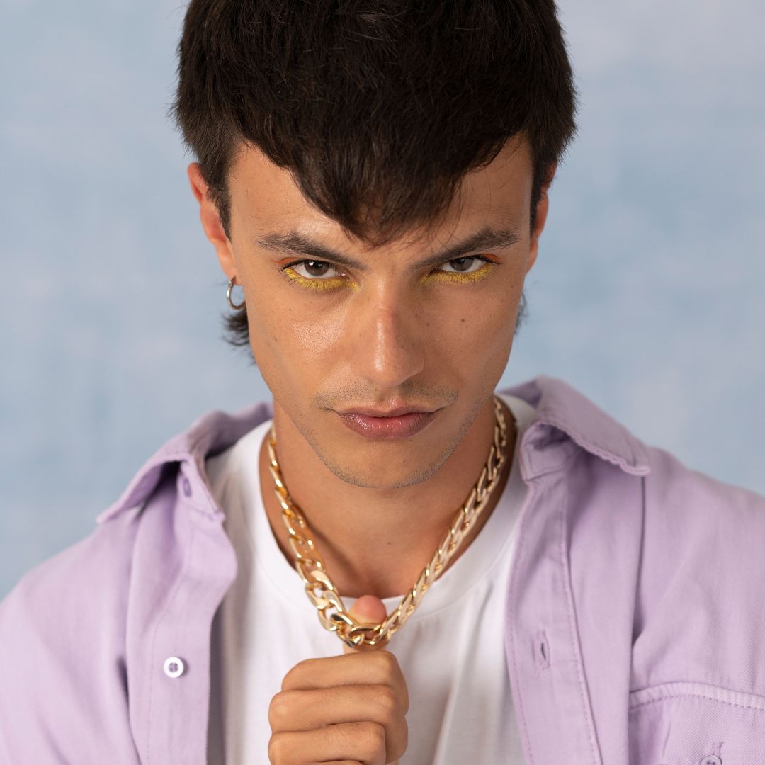 Singapore Men Are Buying More Gold Jewellery Than Ever — Here's What They're Actually Looking For