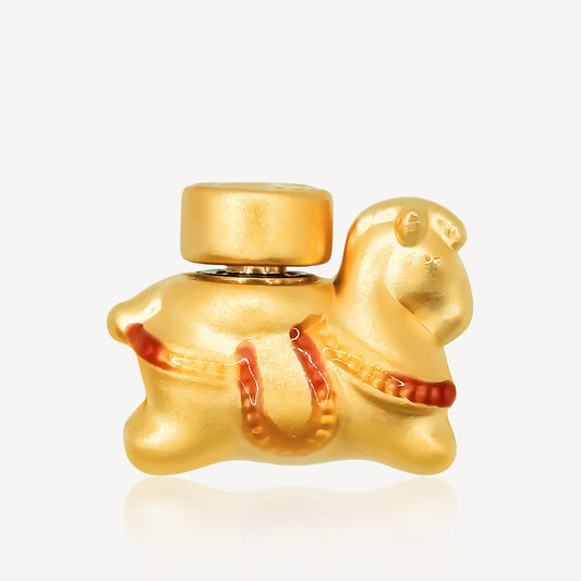999 Gold Spinning Coin Horse Charm (Red)
