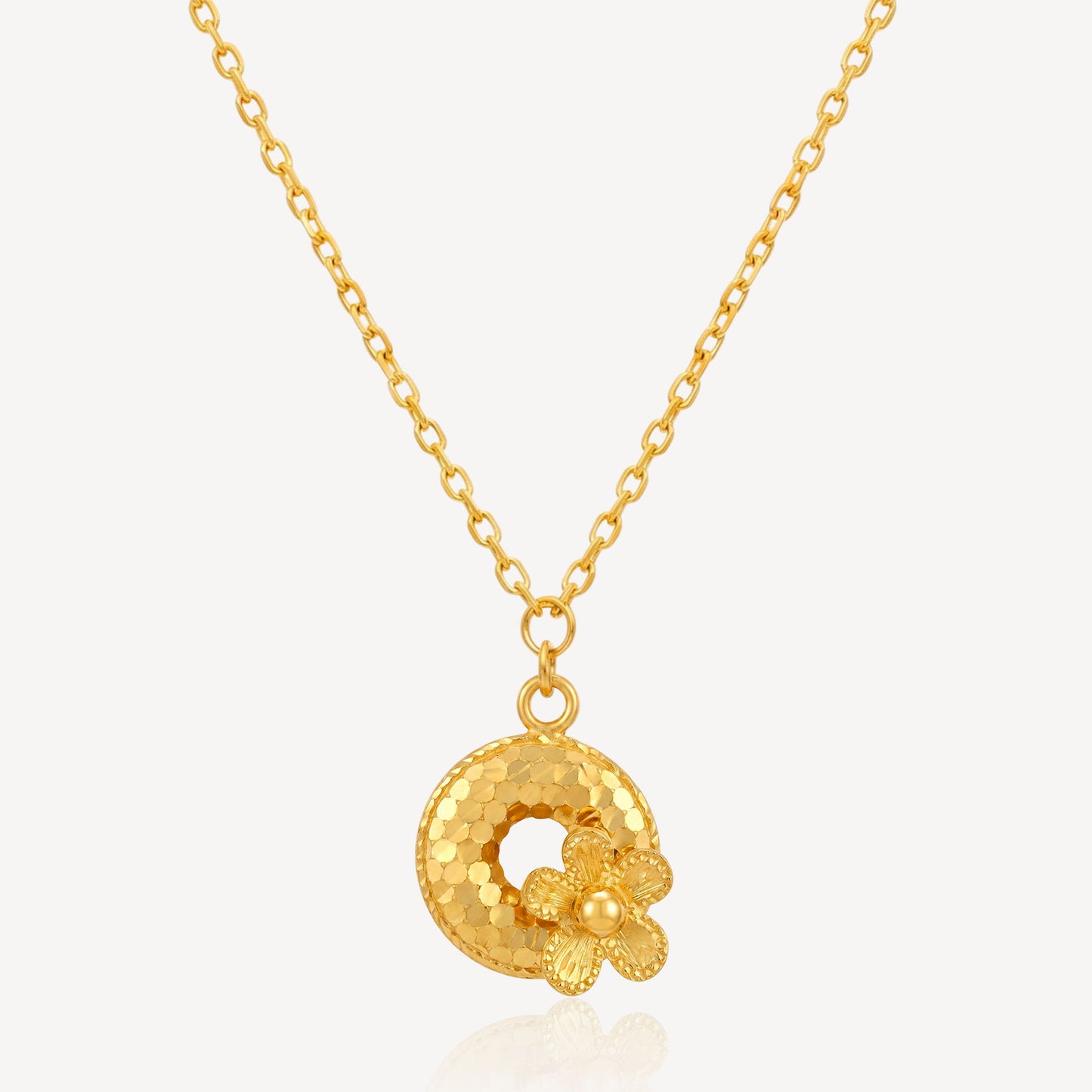 916 Gold Circle Flower Necklace
