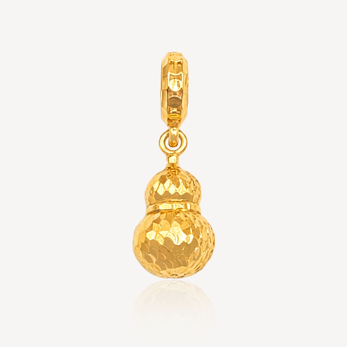 916 Gold Crush Hulu Charm