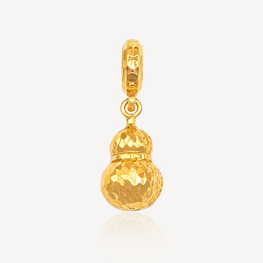 916 Gold Crush Hulu Charm