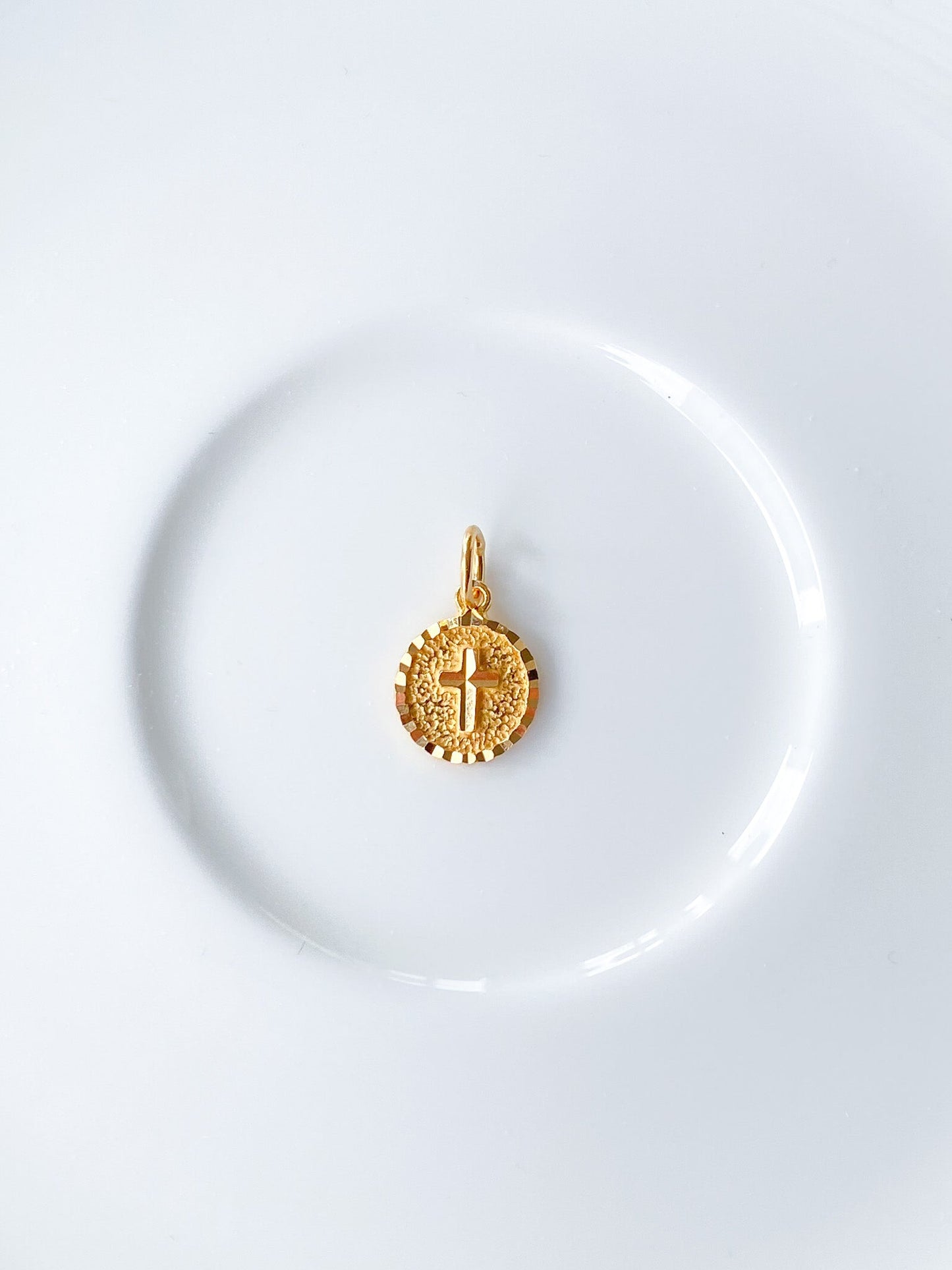916 Gold Levayah Pendant